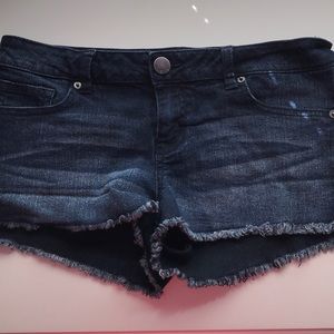 No boundaries shorts